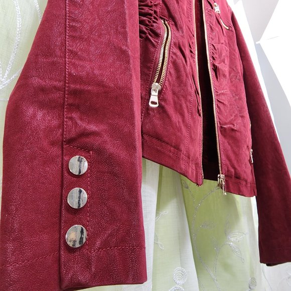 Red Faux Leather Jacket, Fitted , w/ Gold Embellishments . Soft Lining. Small. - Picture 4 of 9